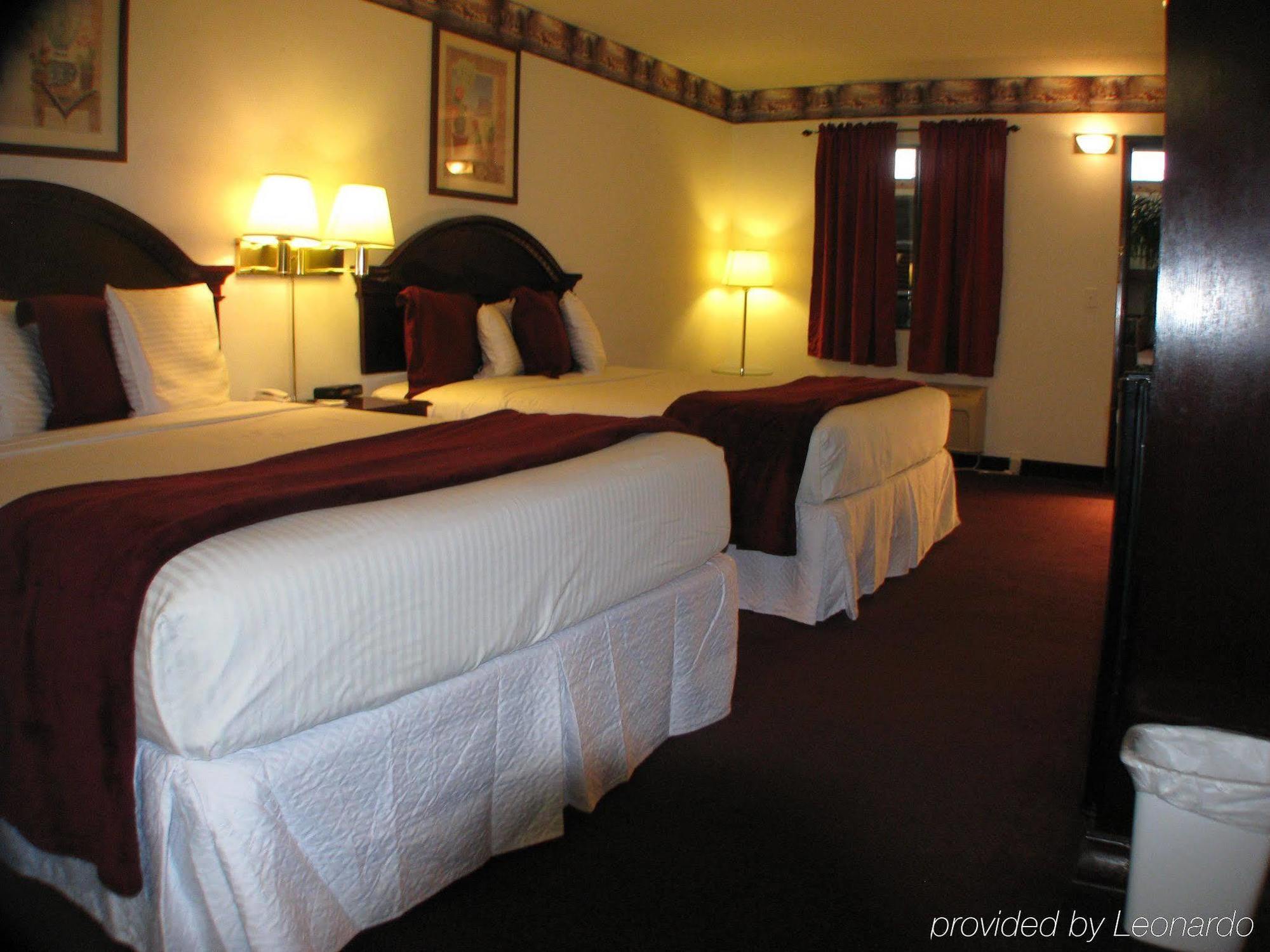 Dodge House 3* Dodge City
